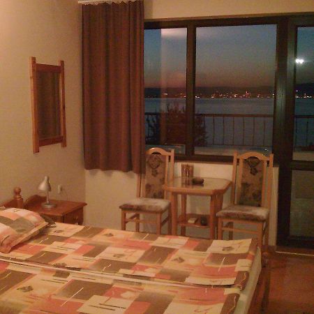Guest House Tony Nesebar Exterior foto